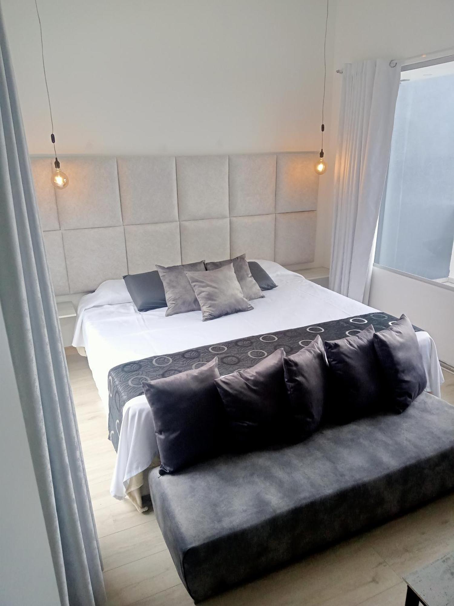 Penthouse Mirador Samsara Bed & Breakfast La Calera Exterior photo